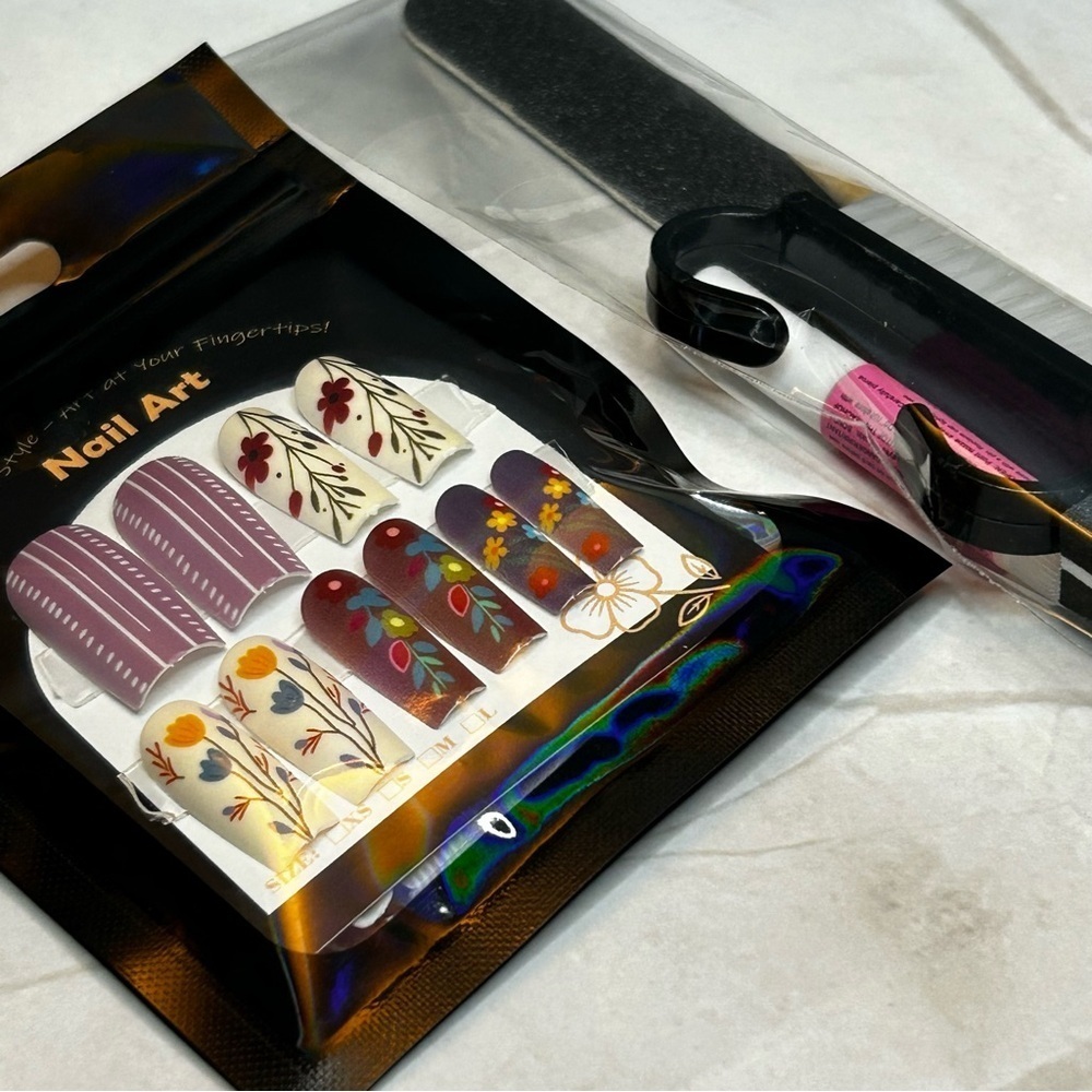 30 Piece Nail Art Set